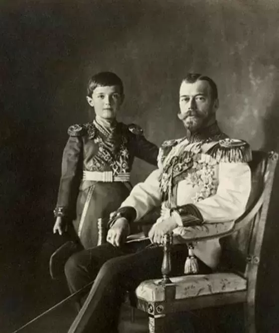 末代沙皇家庭真实老照片 公主们颜值高